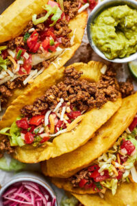 Tacos là gì? Tìm hiểu nguồn gốc, hương vị và cách ăn chuẩn vị