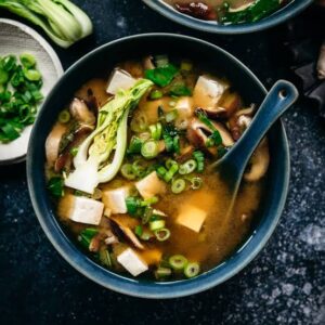Miso là gì? Nguồn gốc, hương vị, cách dùng món súp Miso Nhật Bản